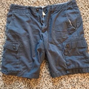 Men’s cotton blue cargo shorts